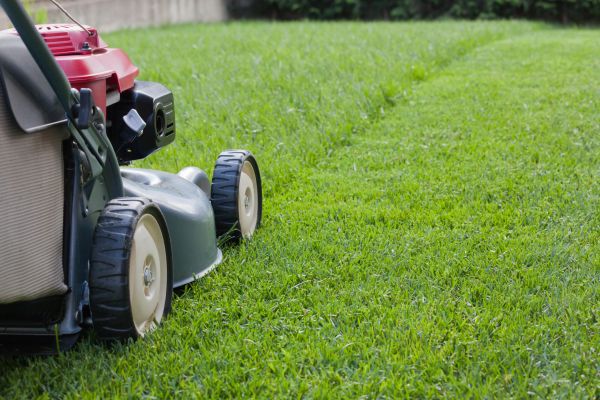 Residential Lawn Care in Hilliard