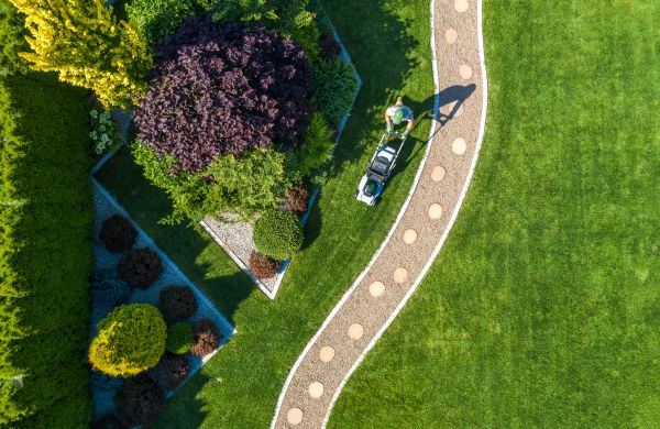 Cost of Mowing And Landscaping in Hilliard